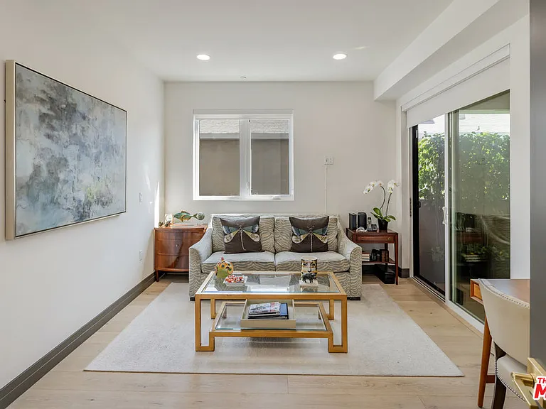 118 N Orlando Ave #201 — Photo 6