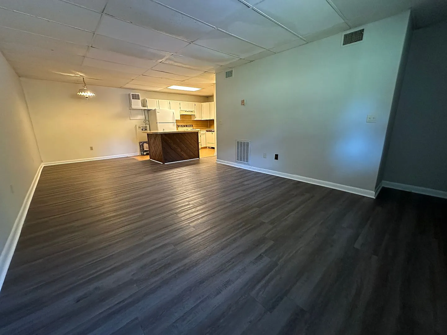 1 Bedroom / 1 Bath Townhome Kingsport TN — Photo 2