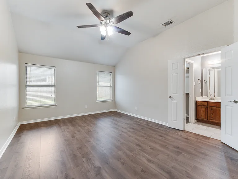 1913 Wahoo Dr — Photo 16