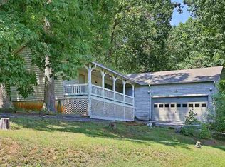 547 E Halfway Branch Rd, Walhalla, SC 29691