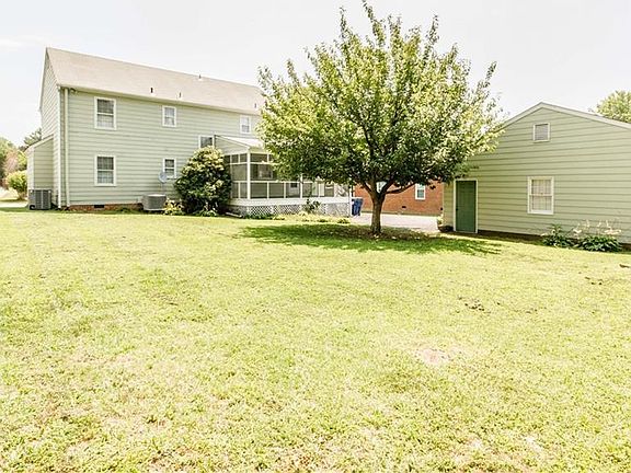 2nd image of 6806 Irongate Dr