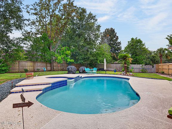 3rd image of 2587 BAYOU RIDGE Court