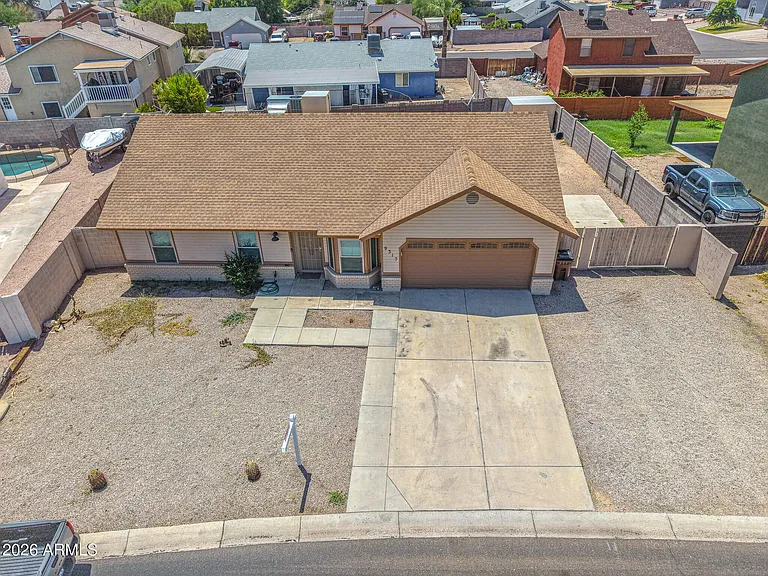 9315 E Dallas St — Photo 27