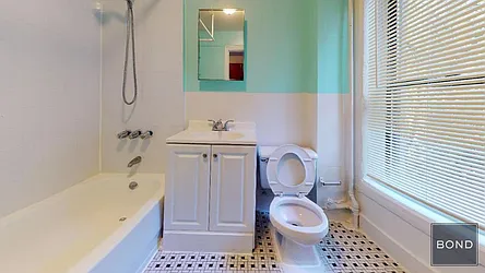 Rented by Bond New York