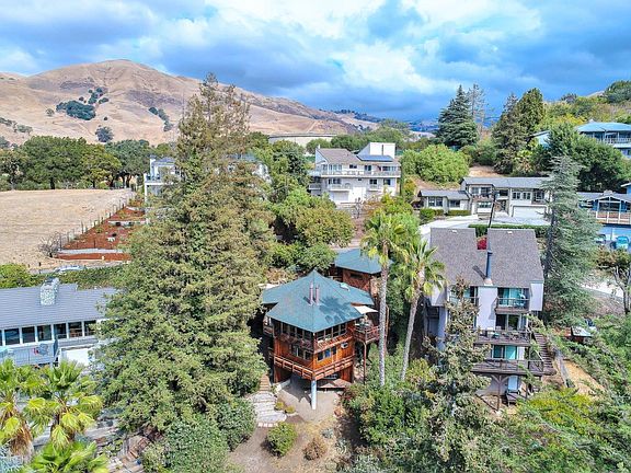 2nd image of 15873 E Alta Vista Way