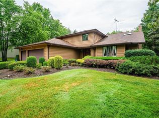 36385 Churchill Dr, Solon, OH 44139