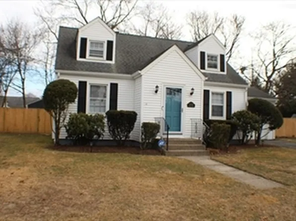 25-27 Ferris Ave #2, Rumford, RI 02916