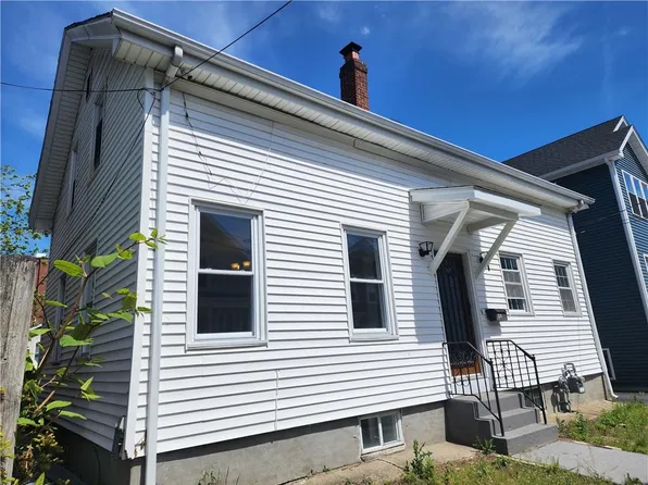 20 Vandewater St, Providence, RI 02908