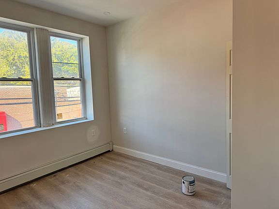 3rd image of 403 Jersey St #4