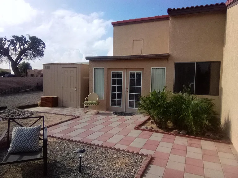 10825 S Via Salida — Photo 31