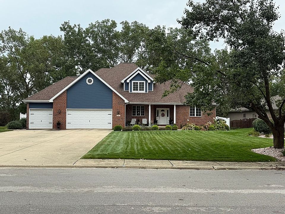 1st image of 341 Hans Brinker Dr