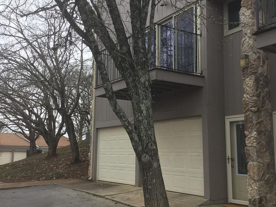1st image of 1934 Cherokee Bluff Dr