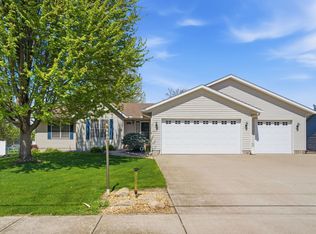 304 E Lauretta St, Blue Grass, IA 52726