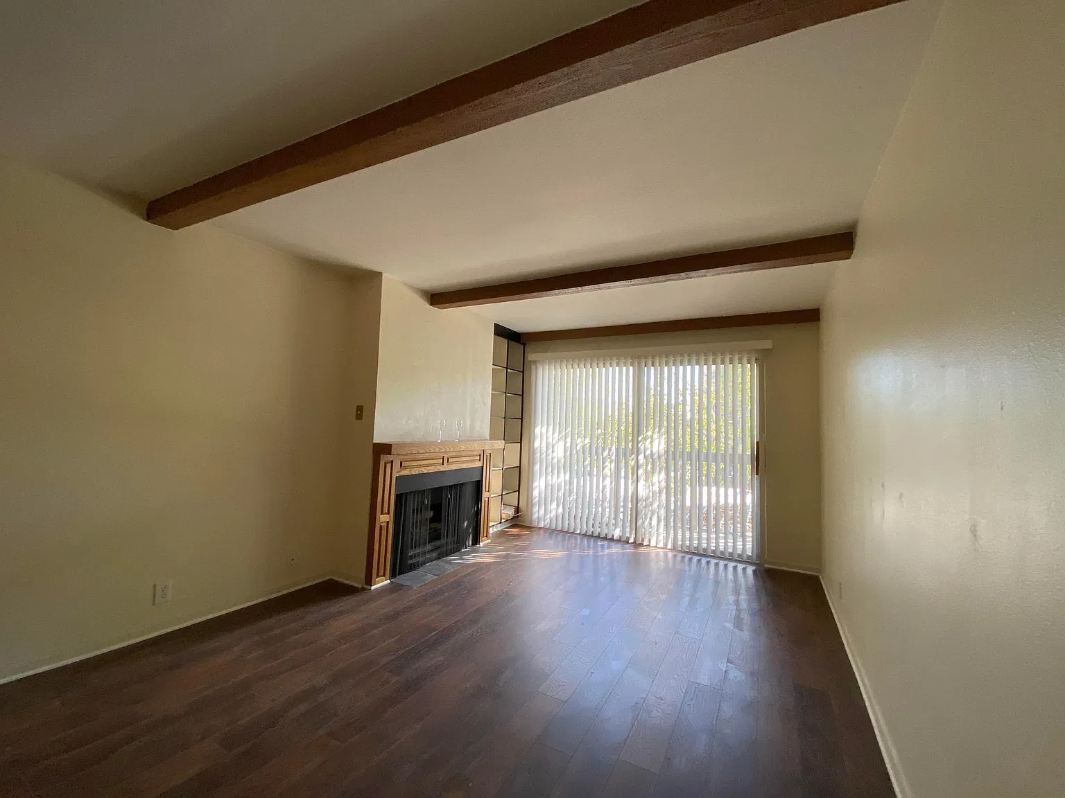 1 bed, 647 sqft, $1,350 — Photo 2