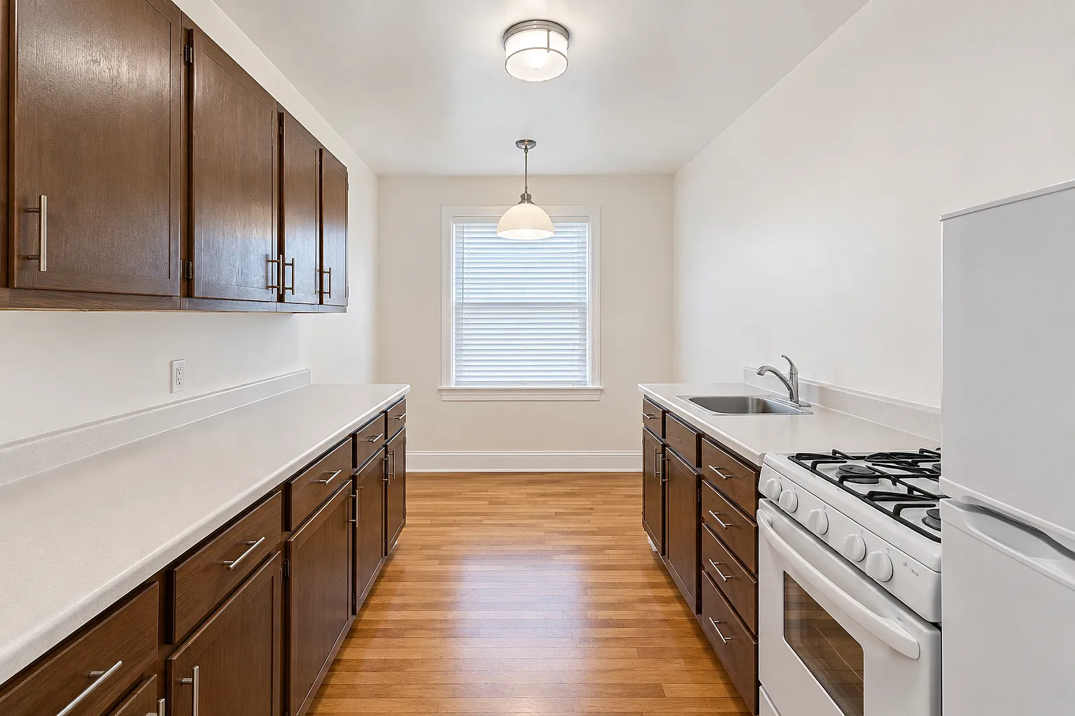 2 bed, $1,250 — Photo 2