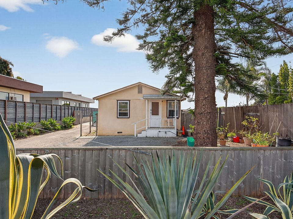 1st image of 4213 Carpinteria Ave