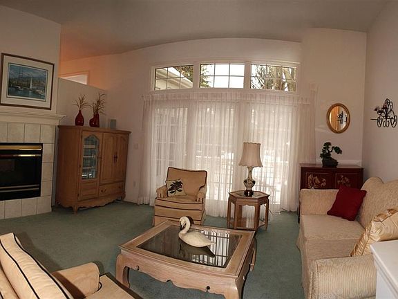 4th image of 2118 Lake Wood Dr