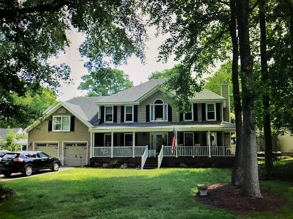 1001 Copper Stone Cir, Chesapeake, VA 23320