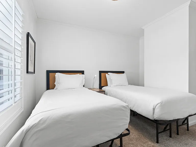 Bedroom 2 | Twin Beds