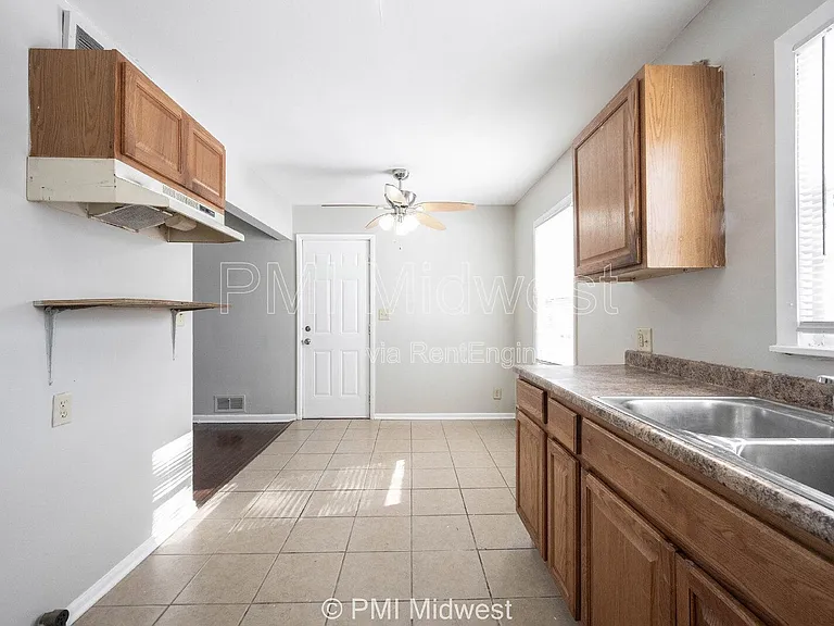 1859 W 60th St — Photo 13