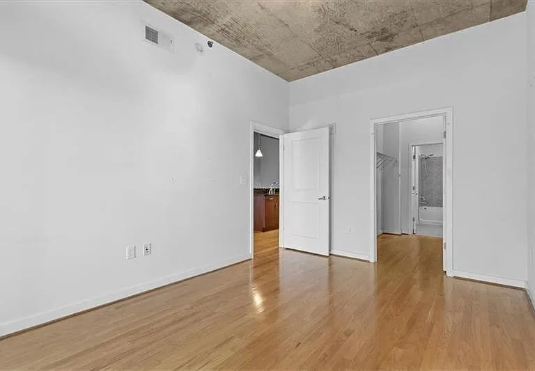250 Pharr Rd #1306 — Photo 14