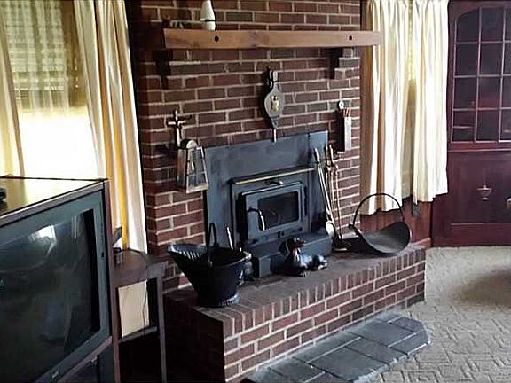 4th image of 764 Poquoson Ave