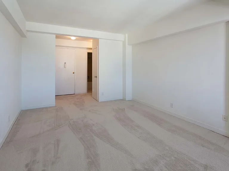 Dining/Living room