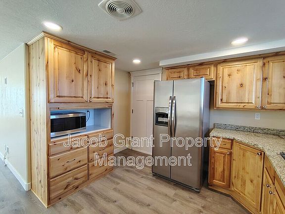 5th image of 367 La Montagna Strada