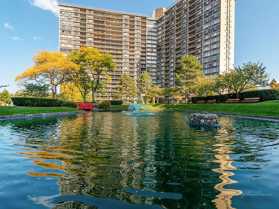 1st image of 1 Bay Club Dr APT 6O