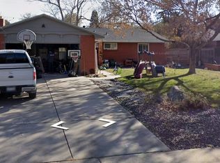 212 Newark St, Aurora, CO 80010