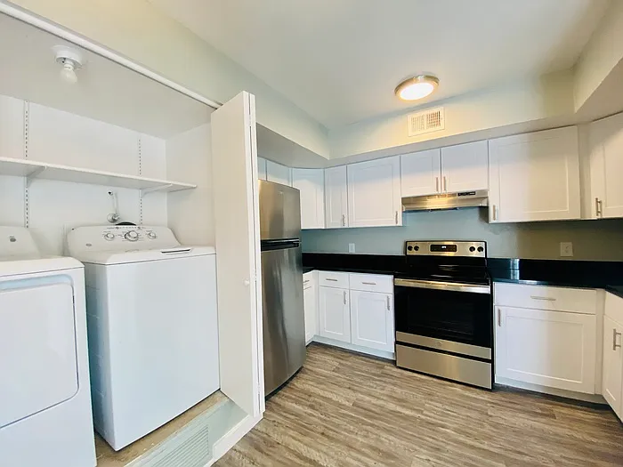 335 S Railroad Ave #335