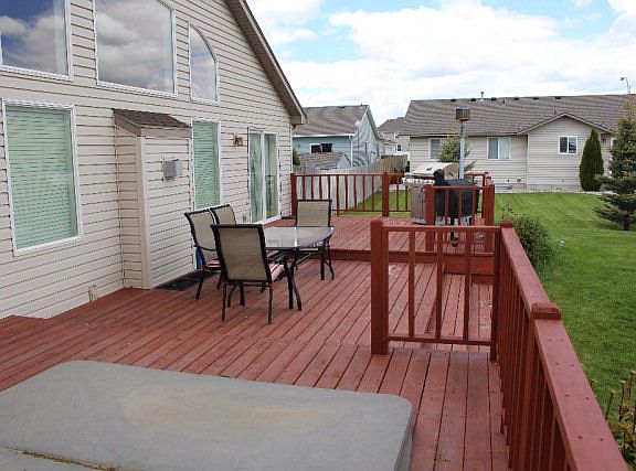 5th image of 1356 Clarence Dr