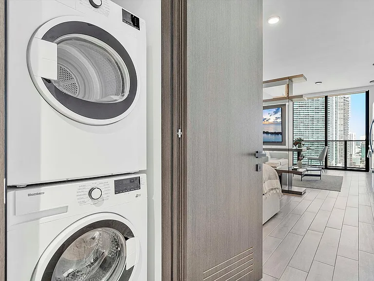 Washer/Dryer
