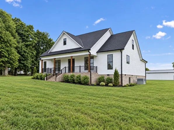 777 Rock Springs Rd, Castalian Springs, TN 37031