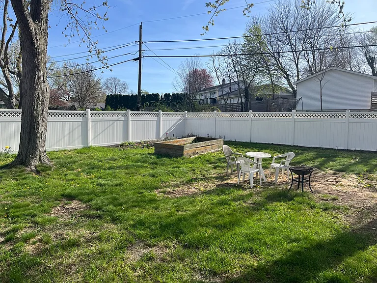 4059 Woodland Ln — Photo 14