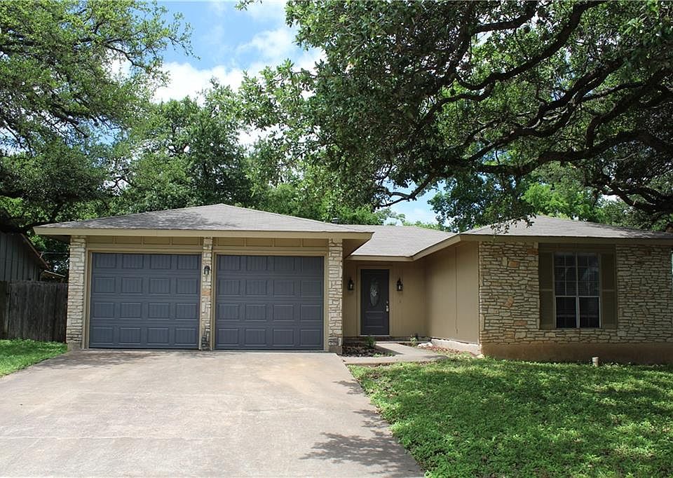 1st image of 810 Chisholm Valley Dr
