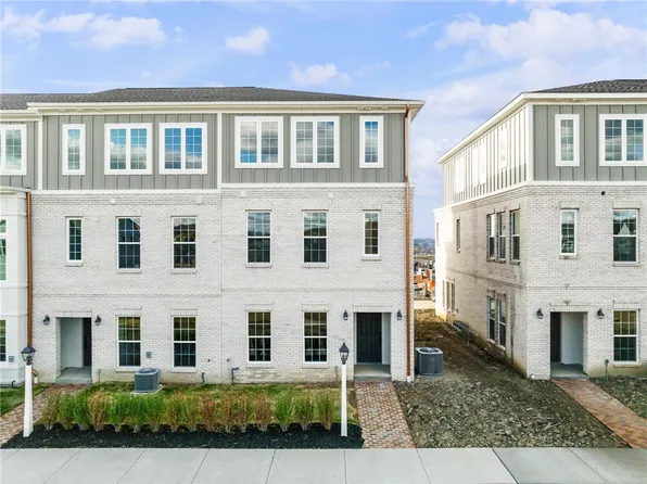 101 Founders St, Cranberry Township, PA 16066