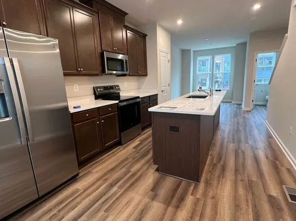 6072 Beake St, Hyattsville, MD 20782