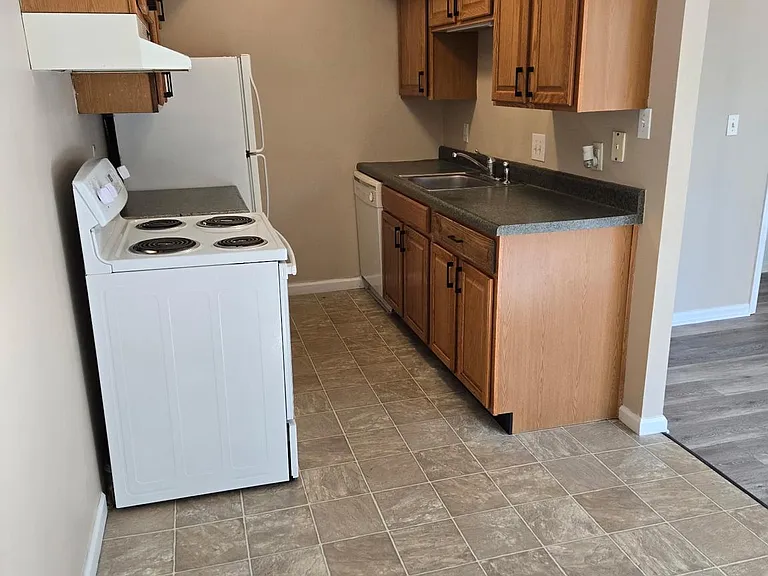 63 Forest Creek Dr — Photo 8