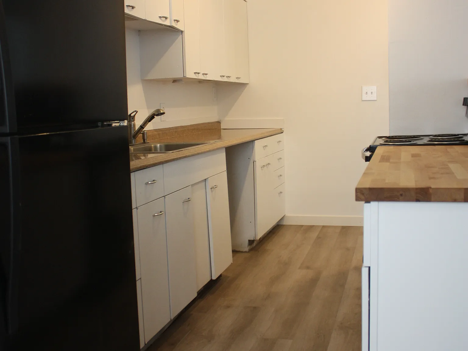 2 bed, 1000 sqft, $1,250 — Photo 4