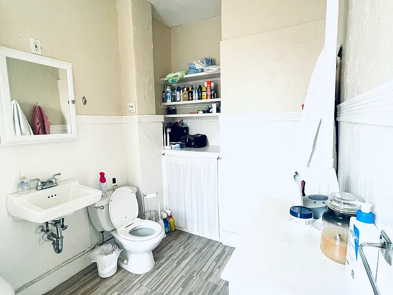 355 W 4th St #2 — Photo 12