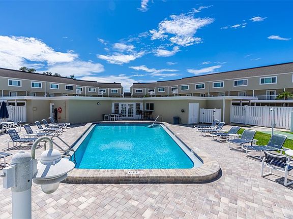 3rd image of 433 S PAULA DRIVE #21