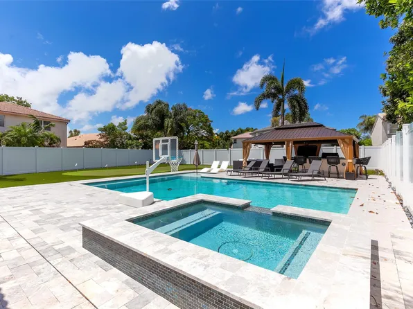 3681 Potomac Place, Boynton Beach, FL 33436