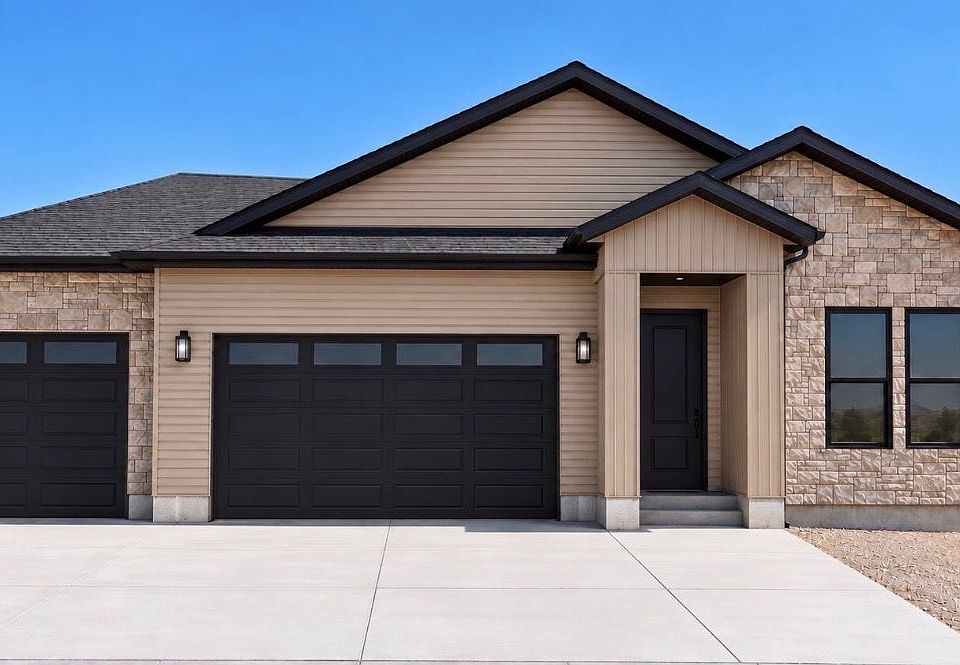 1st image of 2962 Lecomte Ct