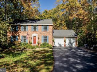 8140 Raphiel Ct, Manassas, VA 20112