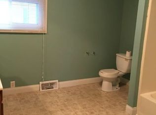 120 E Oak St, Elsie, MI 48831