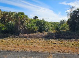 811 Opal Ct, Labelle, FL 33935