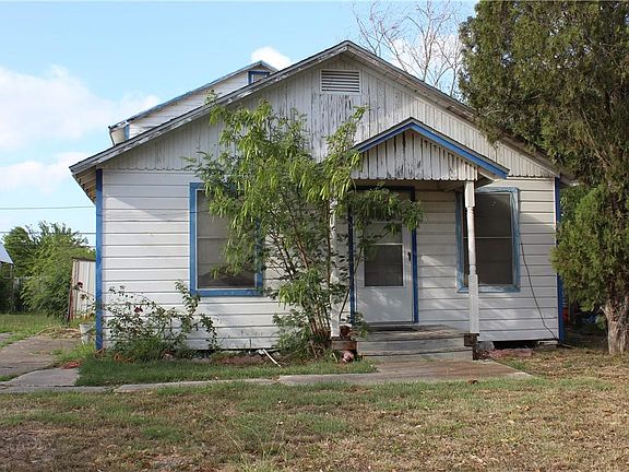 2nd image of 2542 Sacky Dr