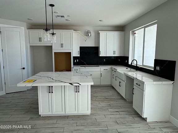 2nd image of 2780 Nelson Ln