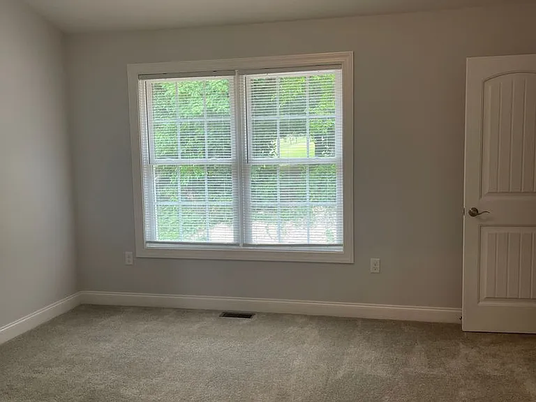 1168 Harvest Ct — Photo 10